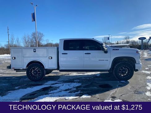 Used 2024 Chevrolet Silverado 2500 LTZ w/ LTZ Plus Package image 8