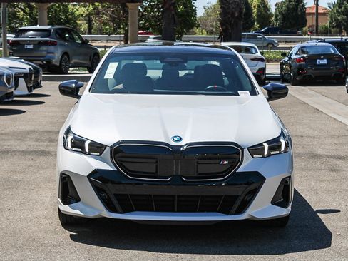 New 2025 BMW i5 M60 w/ Premium Package AWD/4WD image 2