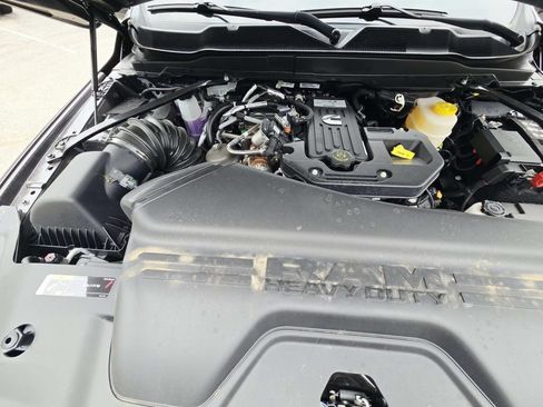 New 2026 RAM 3500 Laramie w/ Sport Appearance Package AWD/4WD image 15
