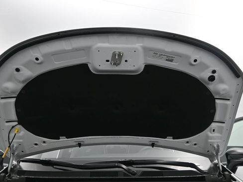 Used 2025 Chrysler Pacifica Limited FWD image 40