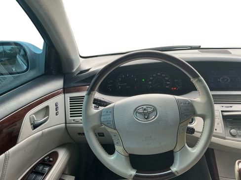 Used 2008 Toyota Avalon Limited FWD image 12