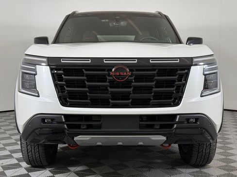 Used 2025 Nissan Armada PRO-4X w/ Pro-4X Premium Package image 6