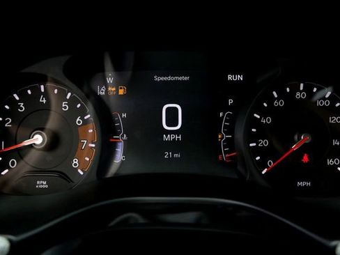 New 2025 Jeep Compass Latitude image 12