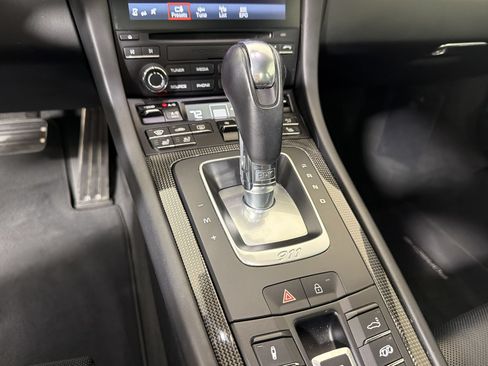 Certified 2019 Porsche 911 Carrera 4S AWD/4WD image 17