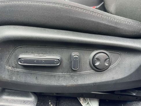 Used 2024 Honda CR-V EX image 17