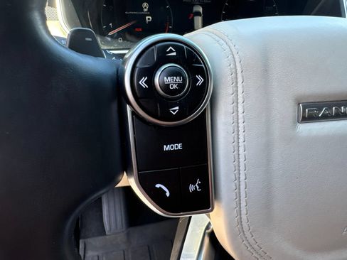 Used 2015 Land Rover Range Rover Supercharged AWD/4WD image 39