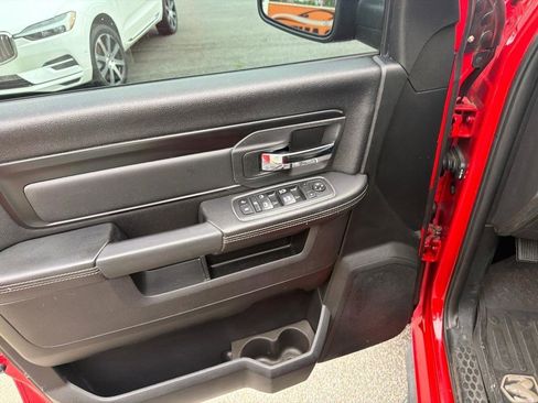 Used 2017 RAM 1500 Rebel RWD image 33