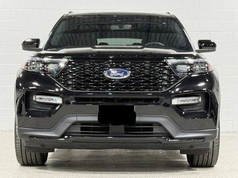 Used 2024 Ford Explorer ST w/ Equipment Group 401A image 2