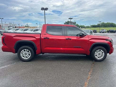 Used 2025 Toyota Tundra SR5 w/ SR5 Convenience Package RWD image 12