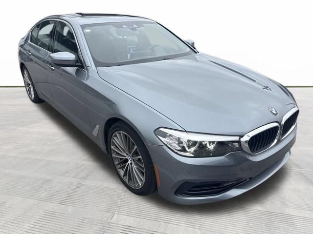 Used 2019 BMW 530i xDrive w/ Convenience Package AWD/4WD image 2