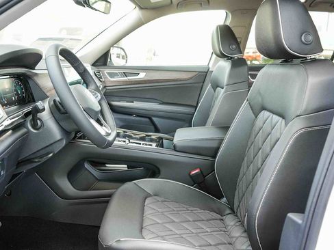 New 2026 Volkswagen Atlas SEL Premium R-Line image 19