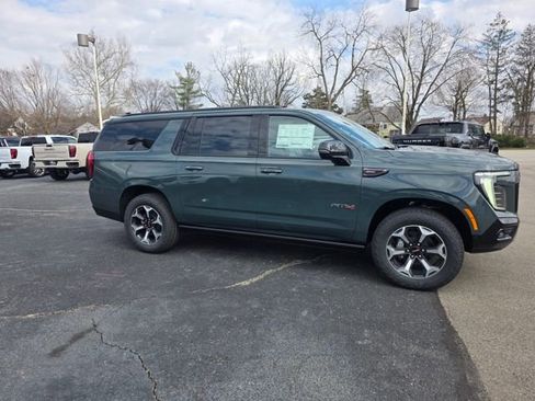 New 2026 GMC Yukon XL AT4 Ultimate image 2