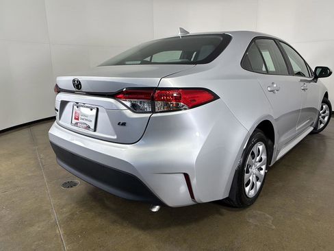 Used 2024 Toyota Corolla LE image 13