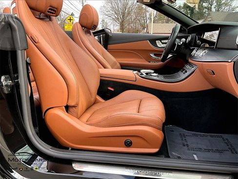 Used 2022 Mercedes-Benz E 450 Cabriolet image 8