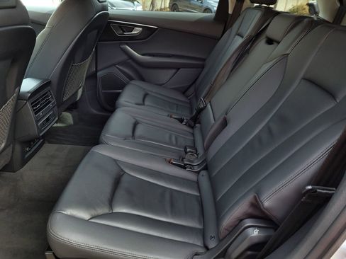 Used 2022 Audi Q7 3.0T Premium Plus image 13