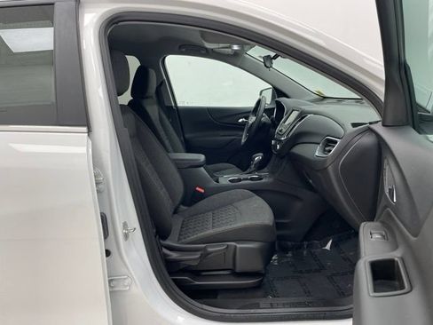 Certified 2024 Chevrolet Equinox LT AWD/4WD image 14