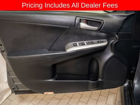 Used 2012 Toyota Camry FWD image 10