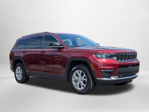 Used 2023 Jeep Grand Cherokee L Limited w/ Luxury Tech Group II RWD image 2