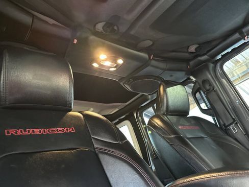 Used 2019 Jeep Wrangler Unlimited Rubicon AWD/4WD image 18