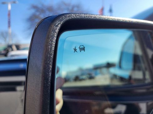 Certified 2021 GMC Sierra 1500 AT4 w/ Technology Package image 27