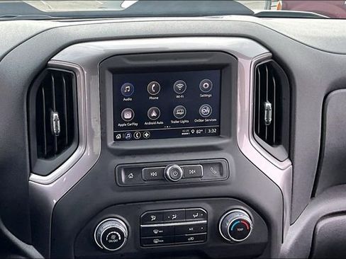 Used 2025 Chevrolet Silverado 1500 Custom Trail Boss w/ LPO, Dark Essentials Package image 10