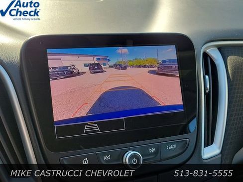 Used 2023 Chevrolet Malibu LT FWD image 18