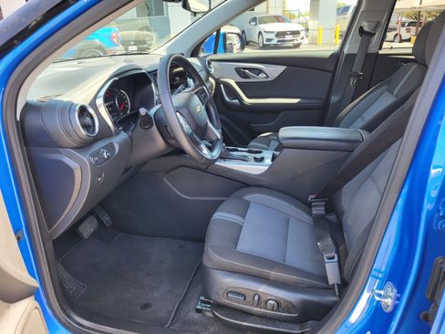 Used 2025 Chevrolet Blazer LT image 19