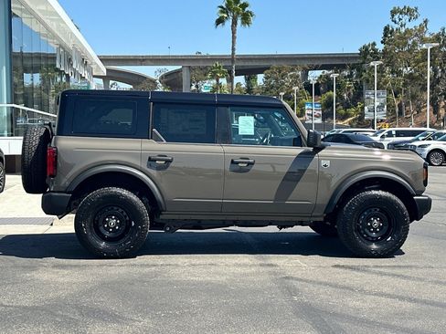 New 2026 Ford Bronco Big Bend AWD/4WD image 2