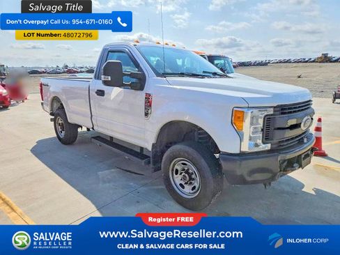 Used 2017 Ford F250 XL w/ Power Equipment Group image 5