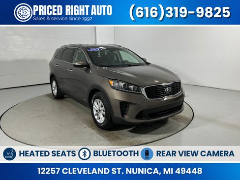 Used 2019 Kia Sorento AWD w/ LX Convenience Package image 1