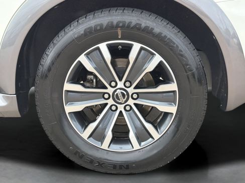 Used 2020 Nissan Armada SL w/ Premium Package RWD image 11