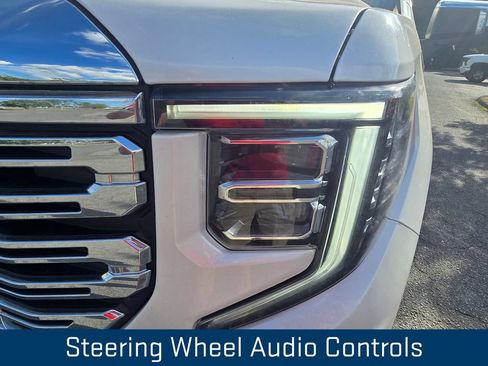 Certified 2023 GMC Sierra 1500 Denali AWD/4WD image 9