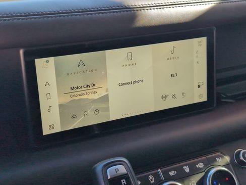 Used 2021 Land Rover Defender 90 X image 18