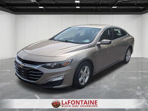 Used 2022 Chevrolet Malibu LT FWD image 1