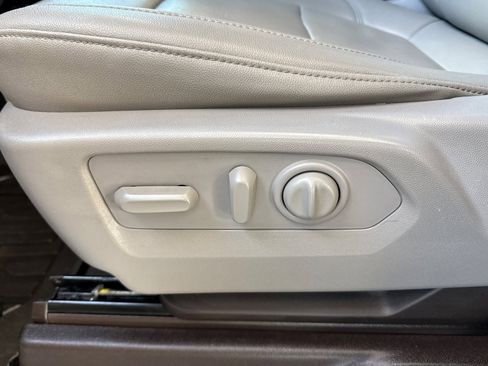 Used 2021 GMC Sierra 1500 SLT image 14