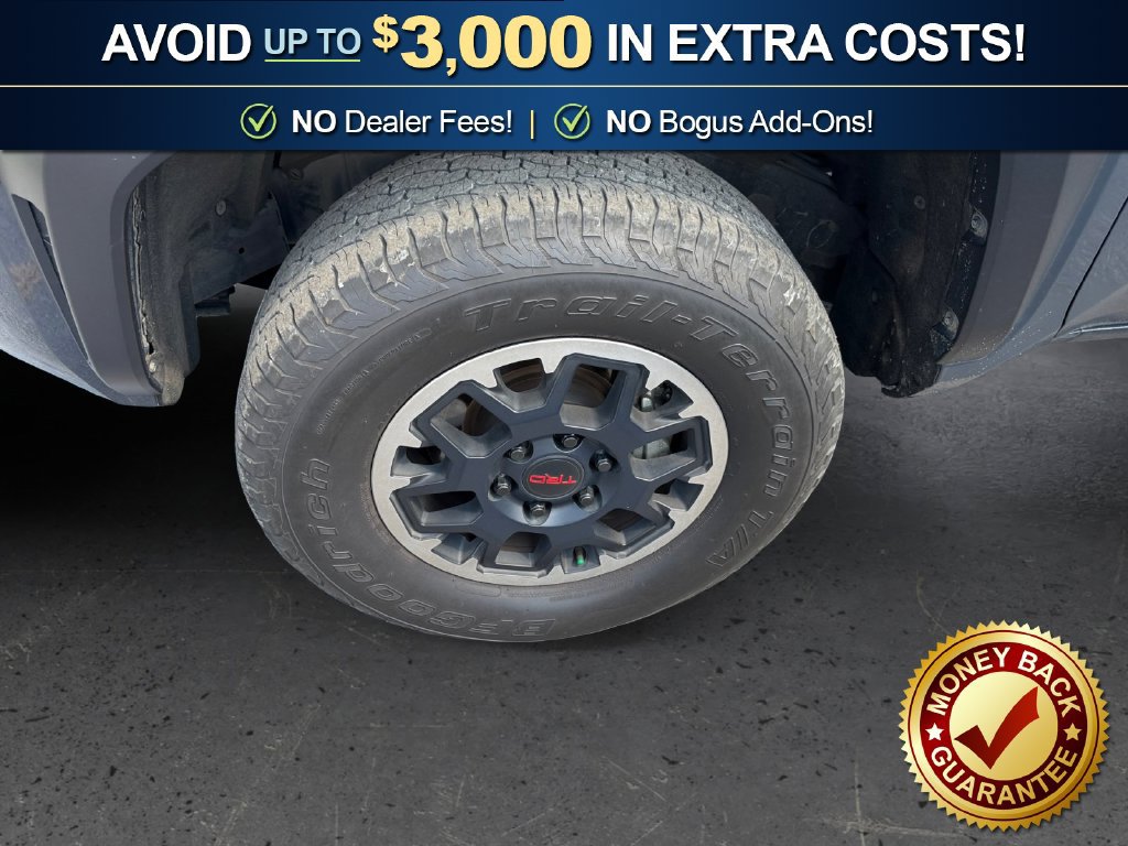 Used 2024 Toyota Tacoma TRD Off-Road AWD/4WD image 4