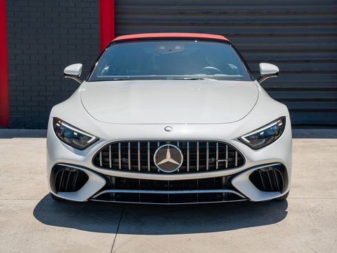 Used 2023 Mercedes-Benz SL 55 AMG 4MATIC image 4