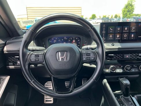Used 2023 Honda Accord Sport image 18