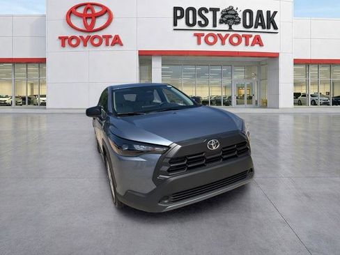 Used 2026 Toyota Corolla Cross L FWD image 7