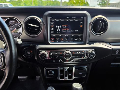 Used 2021 Jeep Wrangler Unlimited Sport AWD/4WD image 22