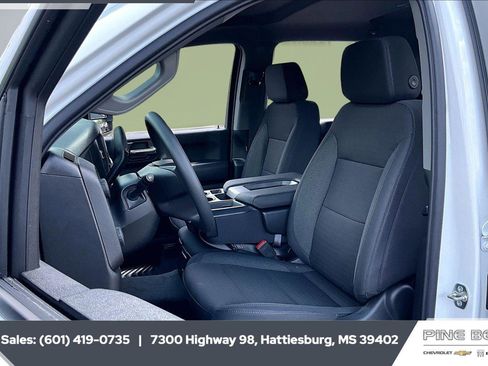 New 2026 Chevrolet Silverado 2500 Custom w/ Custom Value Package AWD/4WD image 19