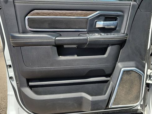 Used 2021 RAM 3500 Laramie AWD/4WD image 11