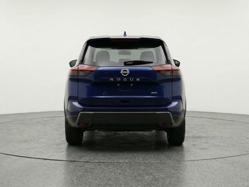 Used 2025 Nissan Rogue SV FWD image 7