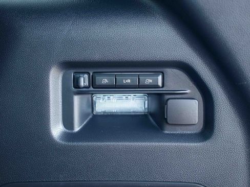 Used 2025 Ford Explorer ST AWD/4WD image 14