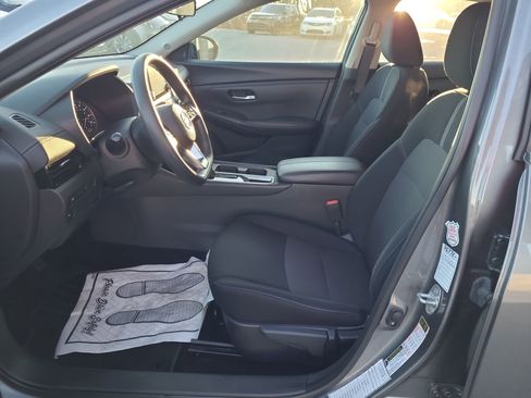 Used 2024 Nissan Sentra SV image 10