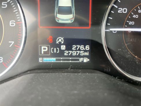 Used 2022 Subaru Crosstrek 2.5i Limited w/ Moonroof Package 2 image 12