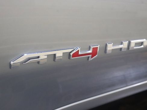 Used 2025 GMC Sierra 2500 AT4 image 24