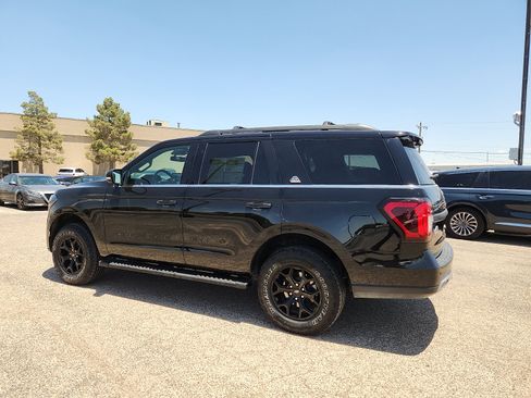 Certified 2022 Ford Expedition Timberline AWD/4WD image 4