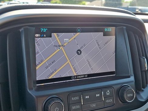 Used 2017 Chevrolet Colorado Z71 AWD/4WD image 19