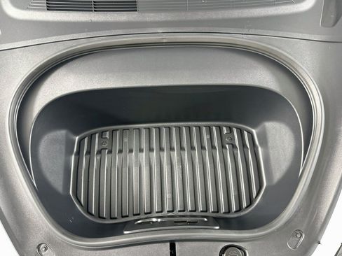 Used 2025 Tesla Model 3 Long Range RWD image 13